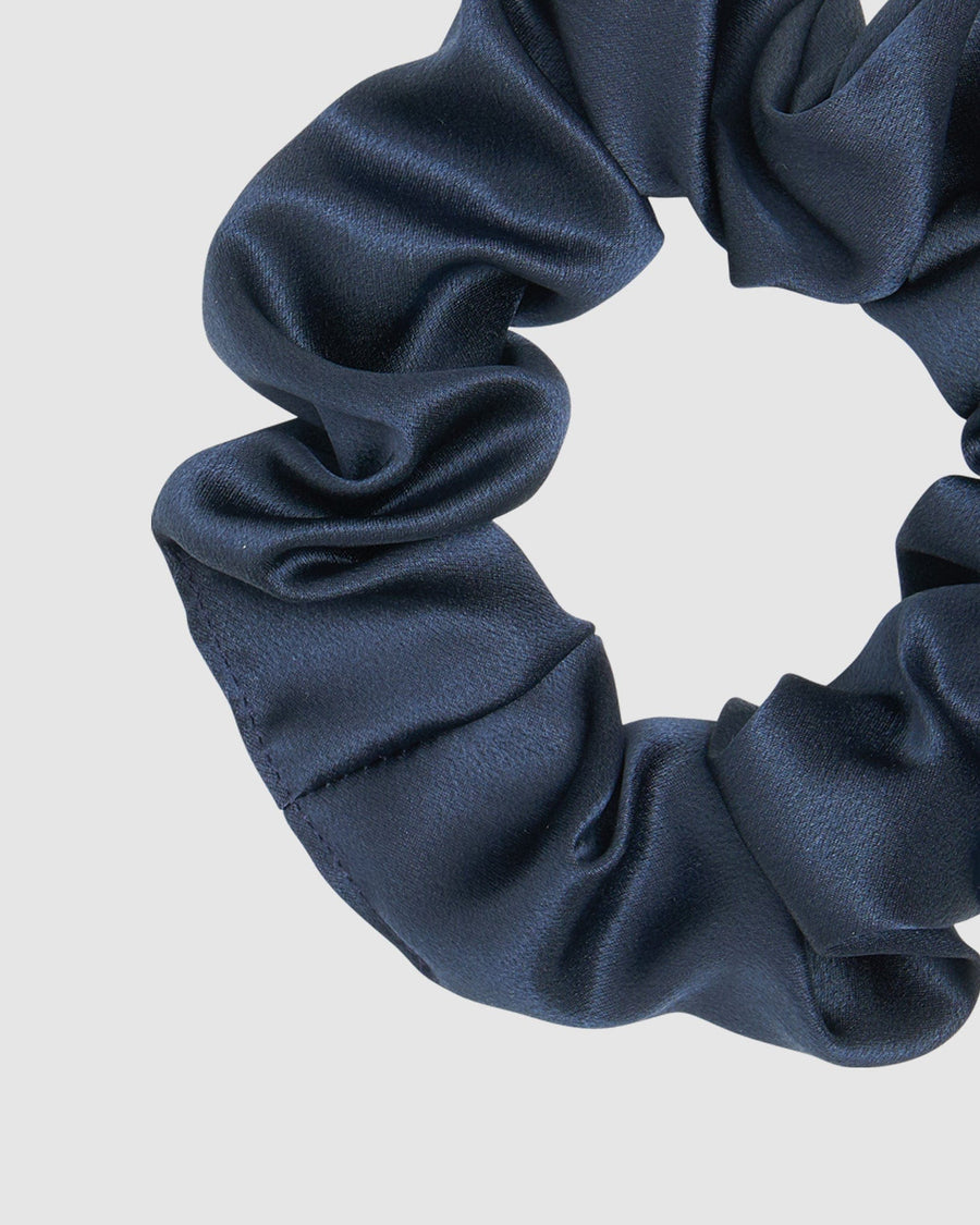 ACCESSORIES Deep Navy / One Size Silk Scrunchie