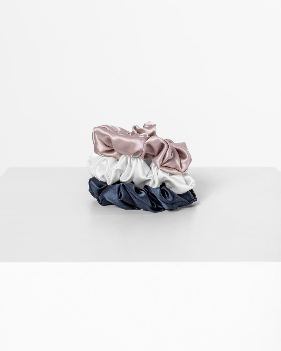 ACCESSORIES Deep Navy / One Size Silk Scrunchie